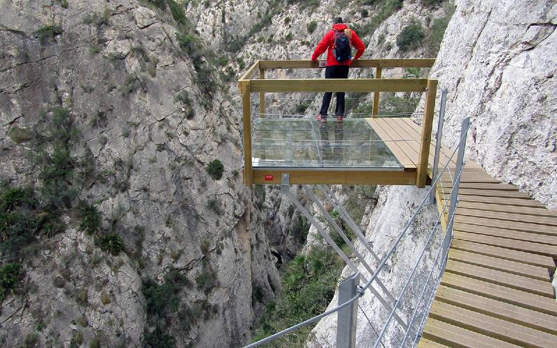 Pasarela del Pantano de Relleu